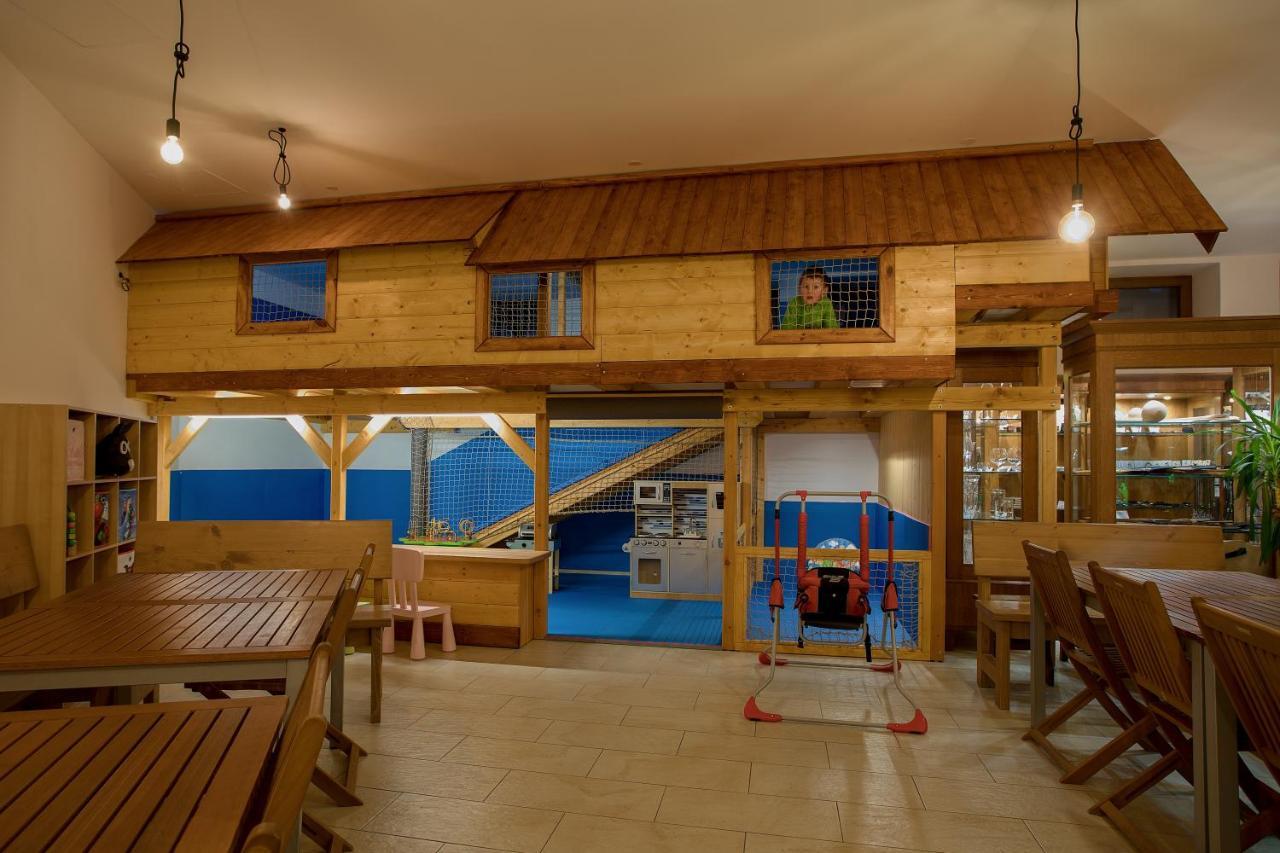 Penzion Bejby Turnov Exterior foto