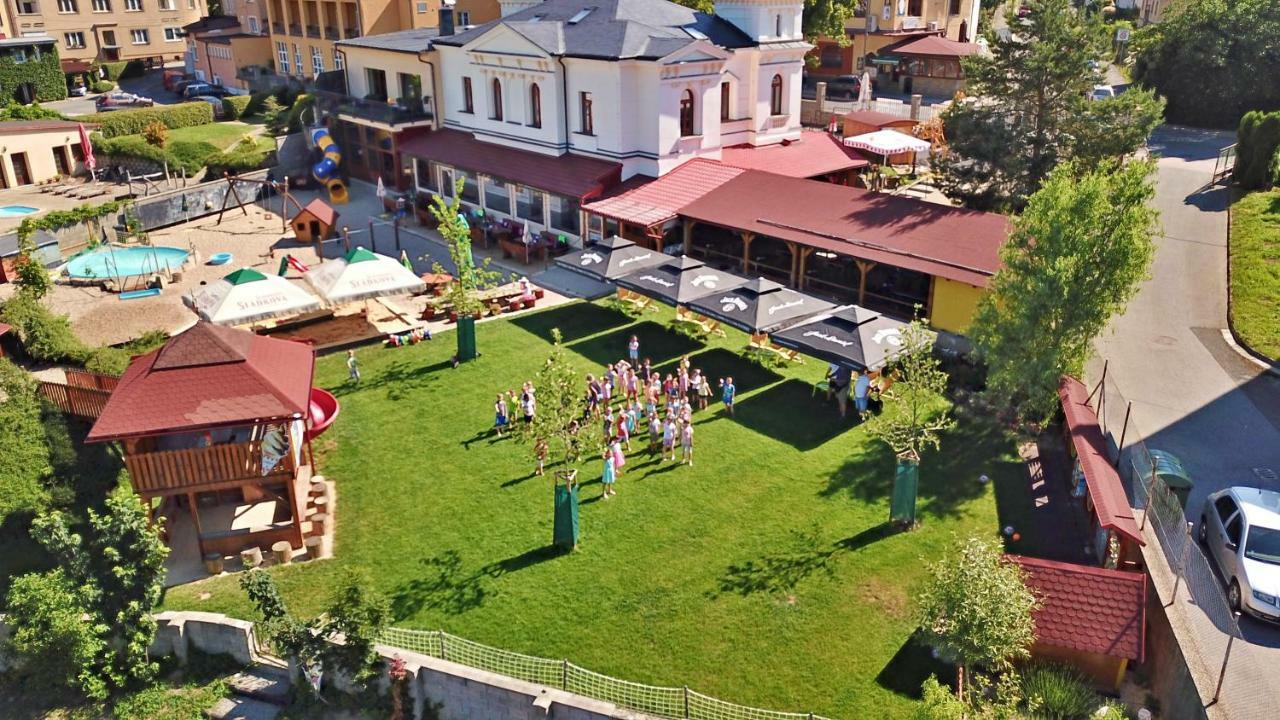 Penzion Bejby Turnov Exterior foto